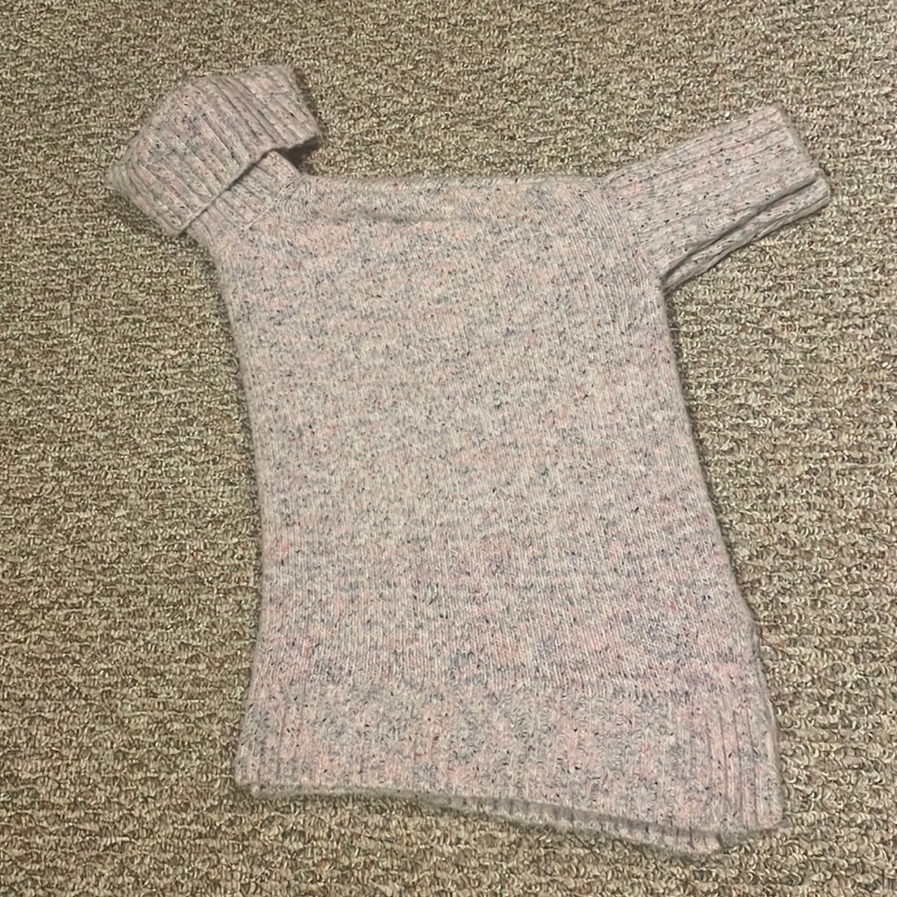 LOFT speckled light pink loose fit turtleneck half sleeve sweater - size XS